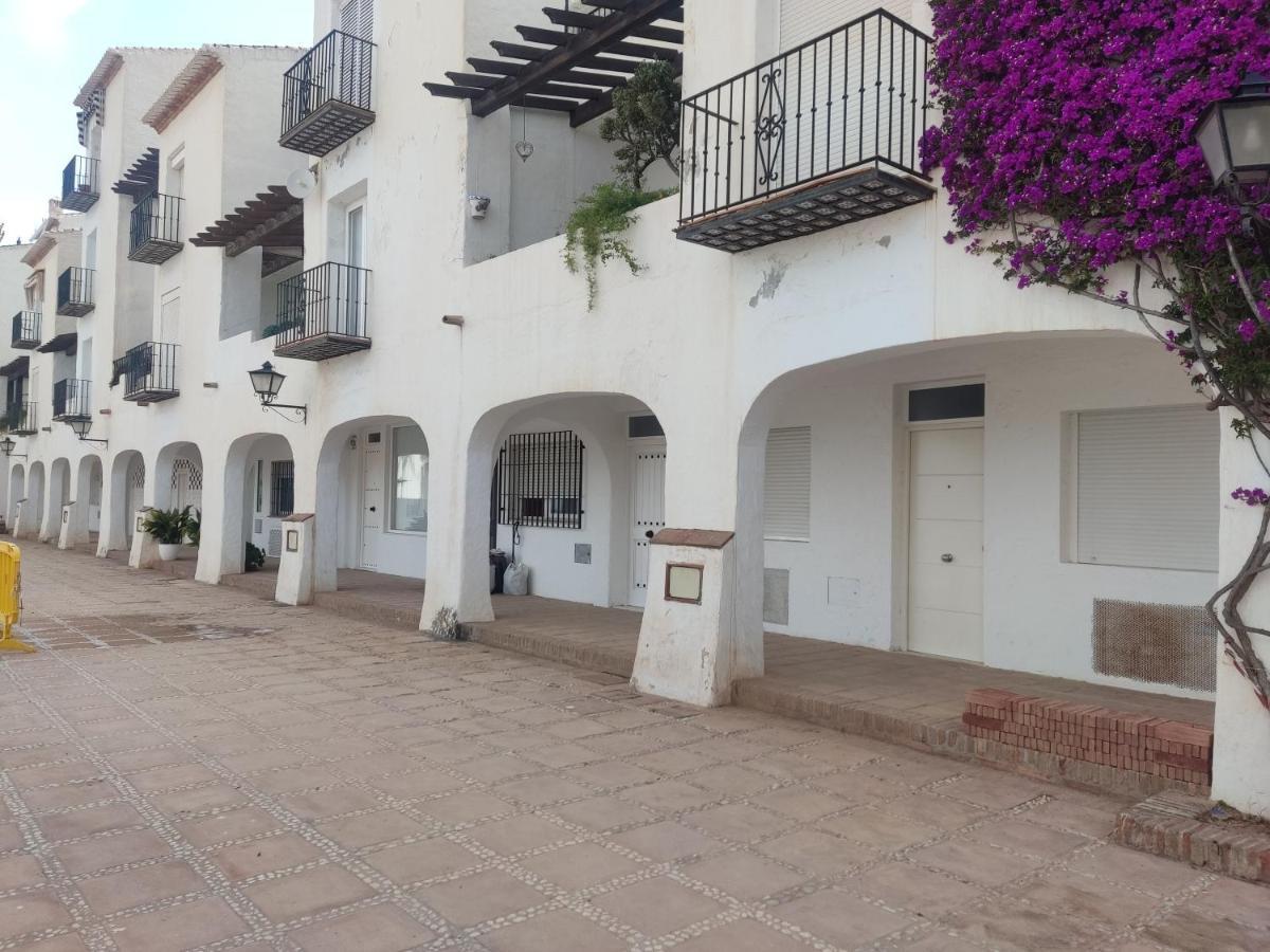 Vistas Al Mar Marina Del Este Almuñécar Esterno foto