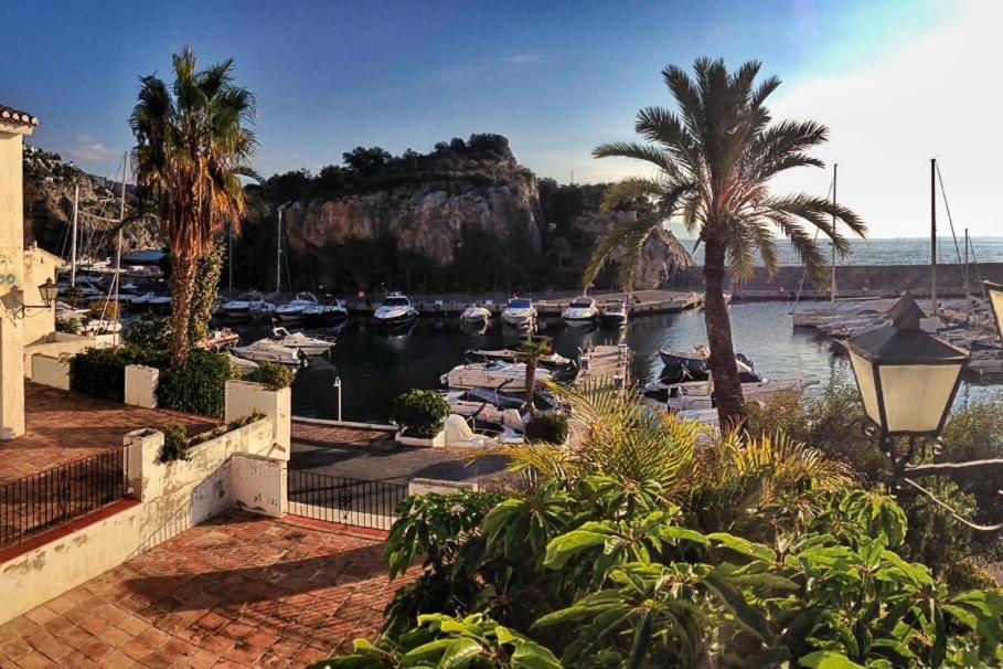 Vistas Al Mar Marina Del Este Almuñécar Esterno foto