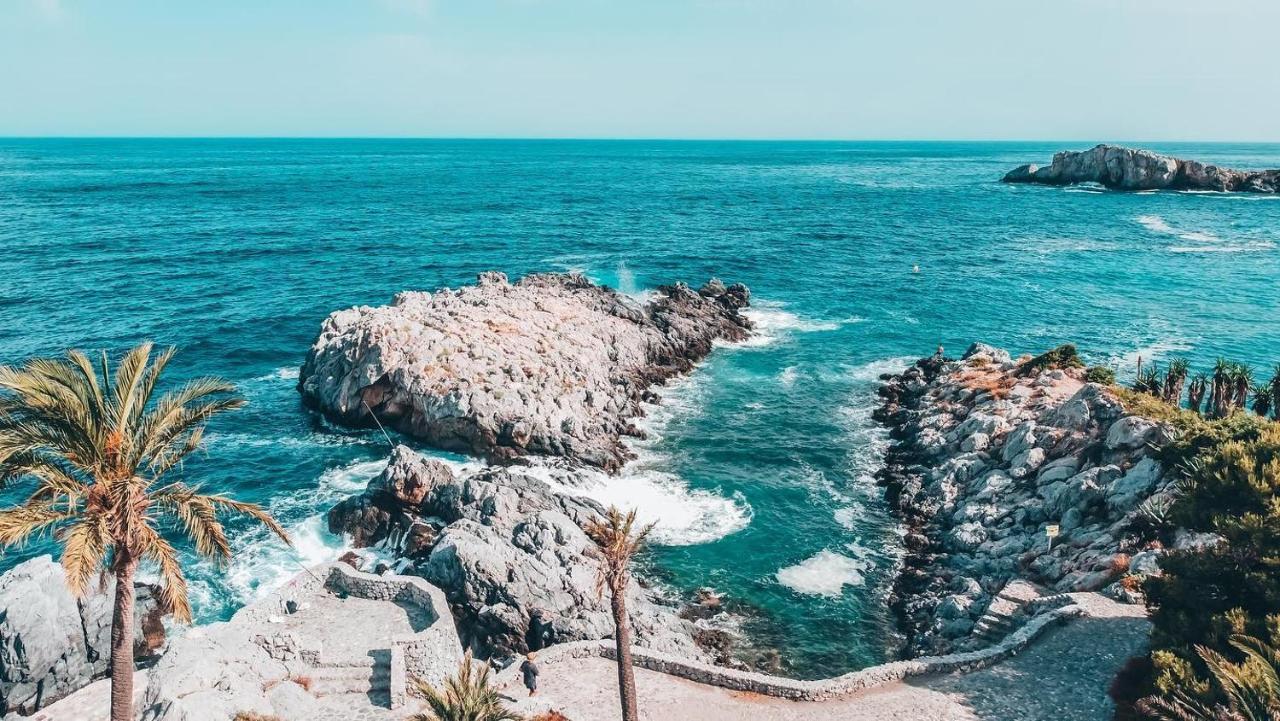 Vistas Al Mar Marina Del Este Almuñécar Esterno foto